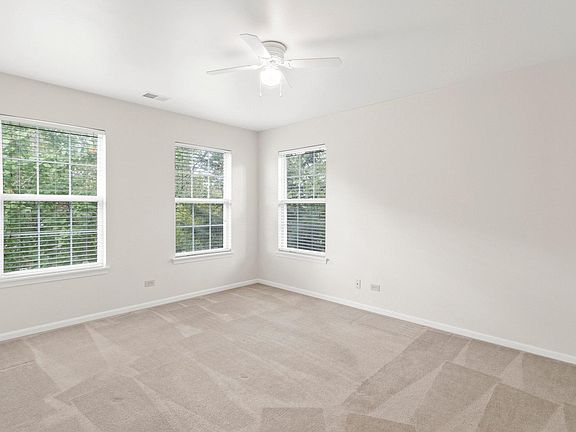 4th image of 2295 Briar Ct