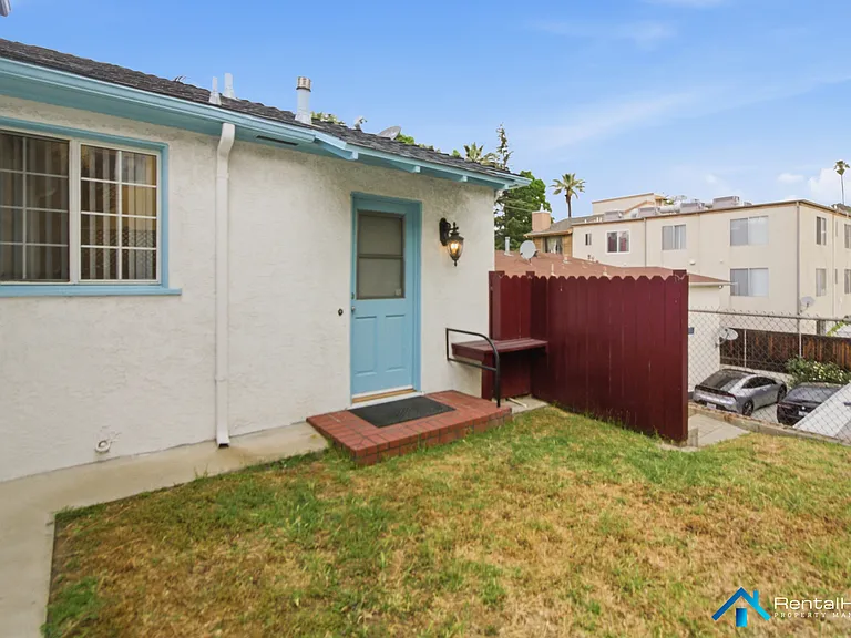 1705 Holly Dr — Photo 15