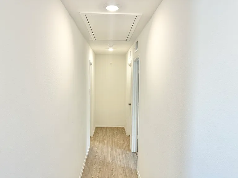 4152 Silverstein St — Photo 11