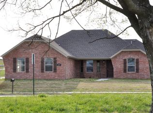 321 Sundowner Ranch Ave, Prairie Grove, AR 72753
