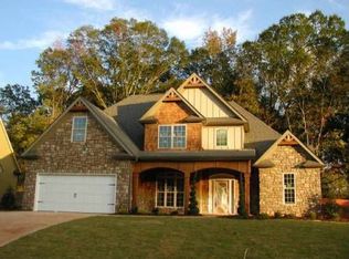 10 Ridgebriar Ln, Newnan, GA 30265