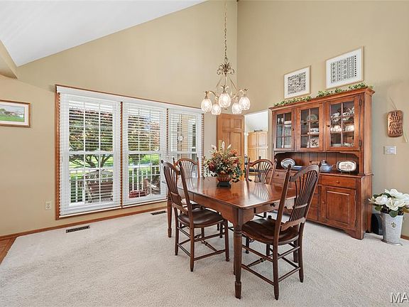 4th image of 2989 Bridle Spur Ln