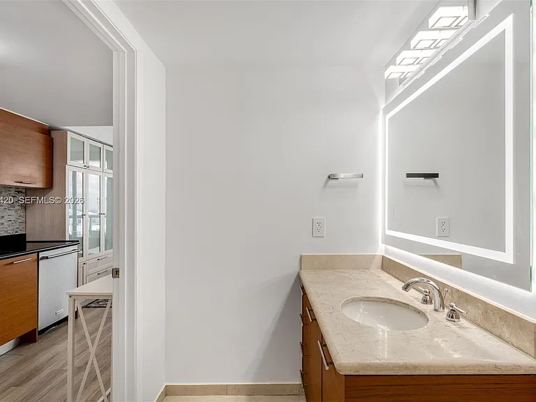 50 Biscayne Blvd #4603 — Photo 10