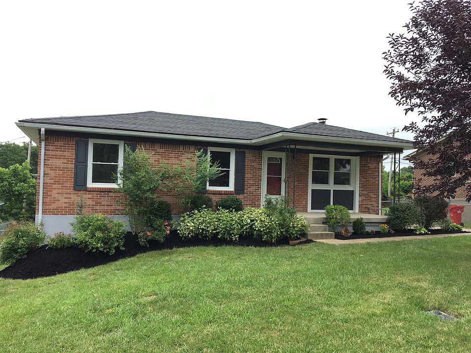 1st image of 200 Brookfield Dr