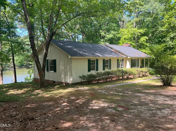 113 Country Brook Ln, Youngsville, NC 27596