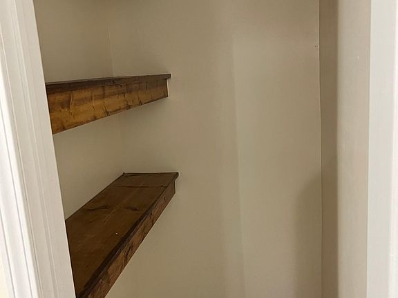 4th image of 1004 S Miller St