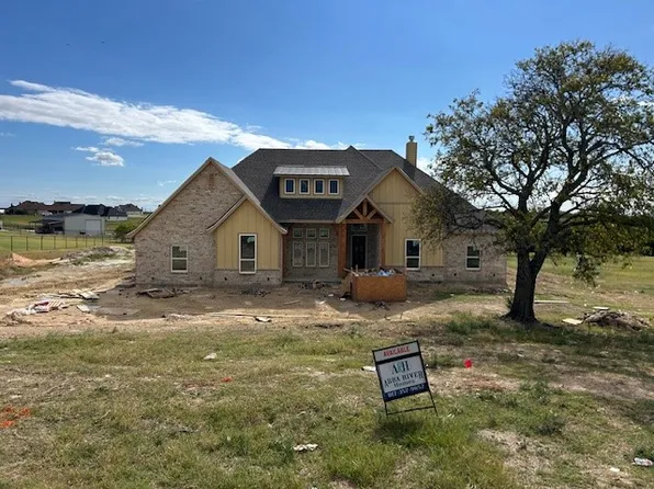 447 Red Bird Dr, Springtown, TX 76082