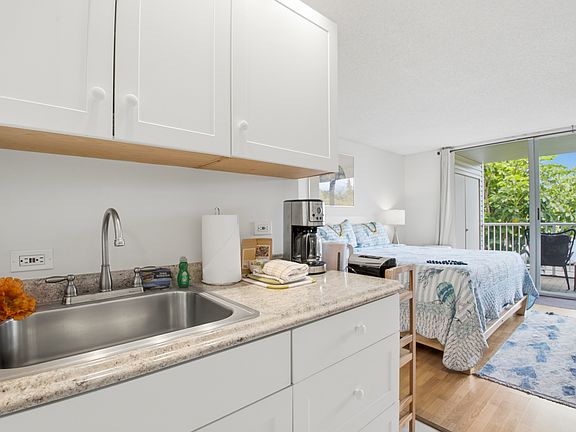 5th image of 3811 Edward Rd #3206