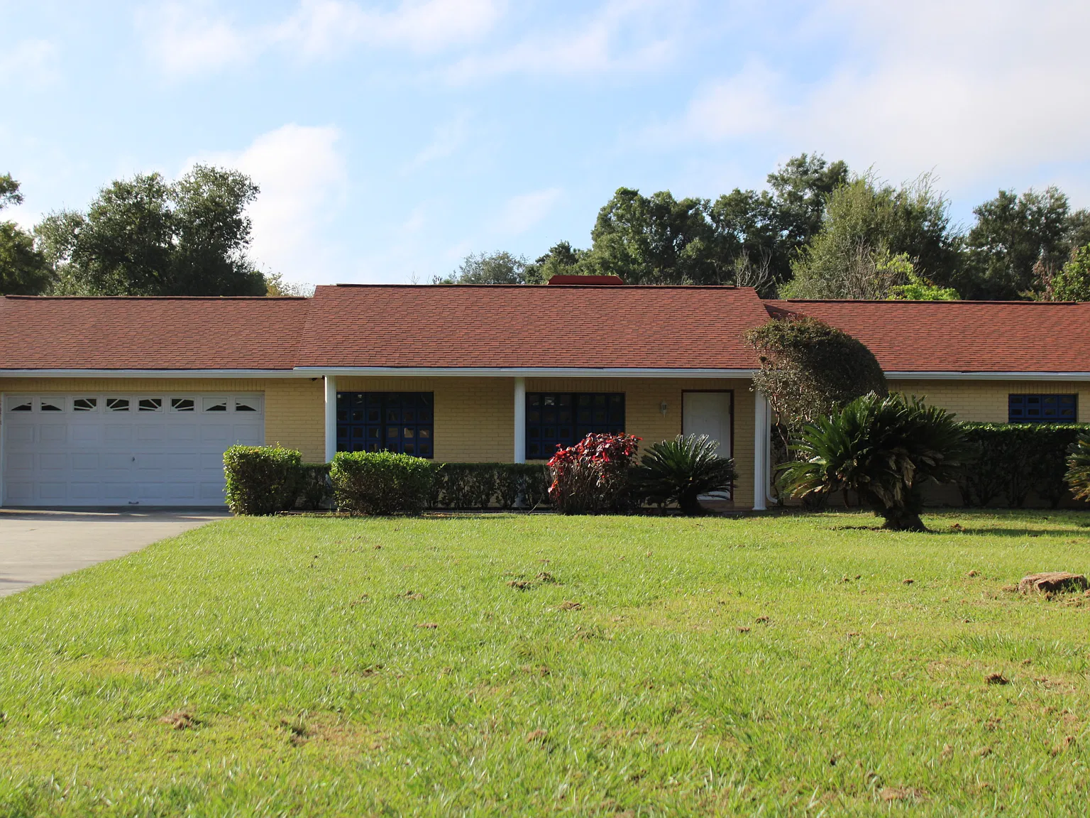 3 bed, 1620 sqft, $3,000 — Photo 1