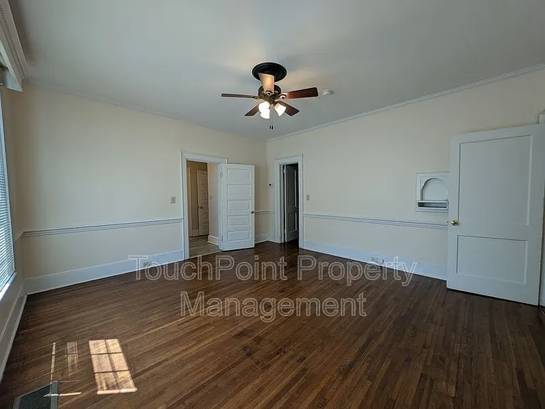 476 Spring St SW — Photo 5
