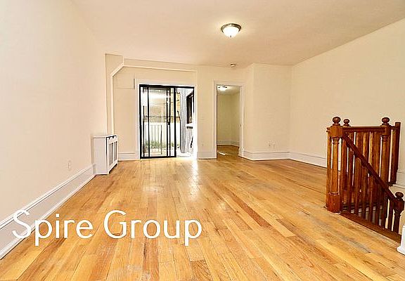 3rd image of 266 W 73rd St #1R