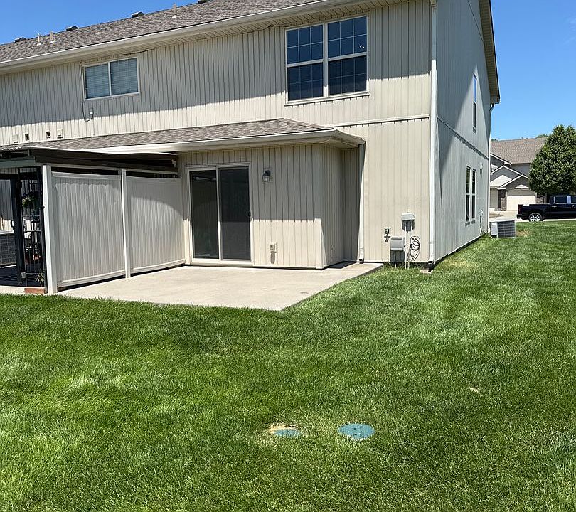2nd image of 15421 NW 124th St