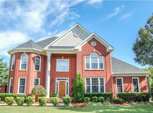 102 Secretariat Pl, Hendersonville, TN 37075