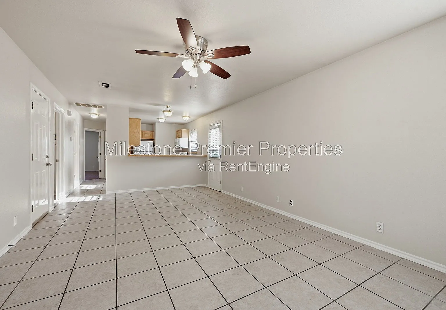 2 bed, 2.0 bath, 1013 sqft, $1,150 — Photo 3