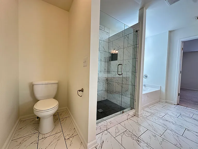 5745 Sterling Ct — Photo 23