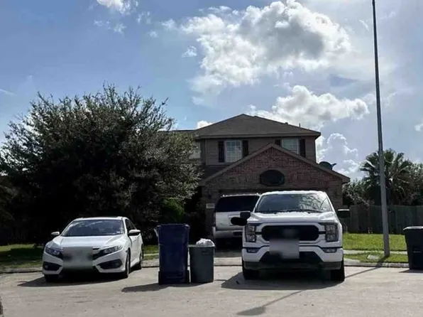 1306 Lilac Cir, Baytown, TX 77521