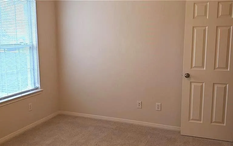 1176 Bedford St #A — Photo 17