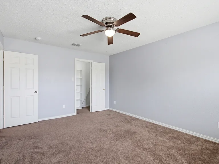 7852 Rainbow Falls Dr — Photo 29