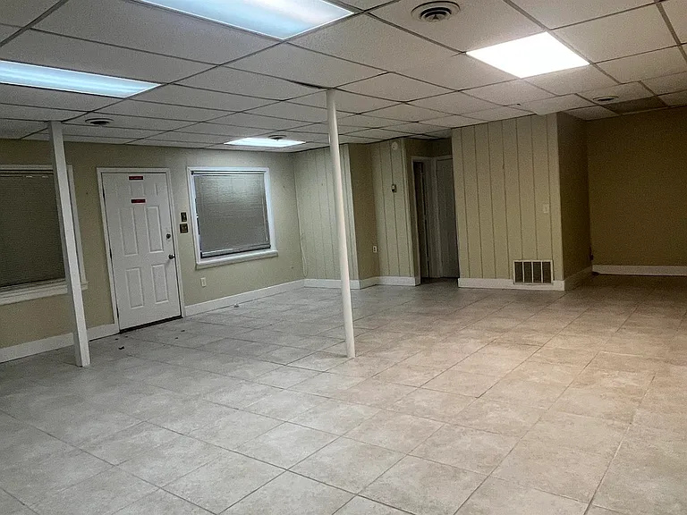 2311 Colonial Ave SW #A — Photo 10