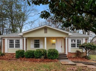 4055 Burnham Ct, Winston Salem, NC 27105