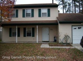 71 Sanlun Lakes Dr, Hampton, VA 23666