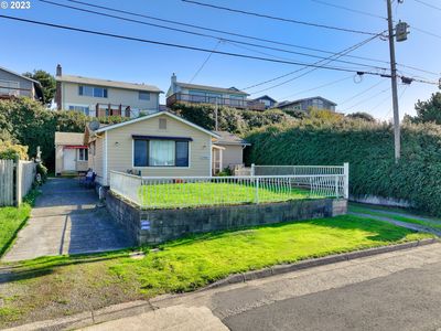 29841 Hillcrest St, Gold Beach, OR, 97444