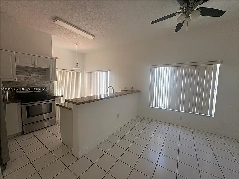21480 SW 90th Pl — Photo 11