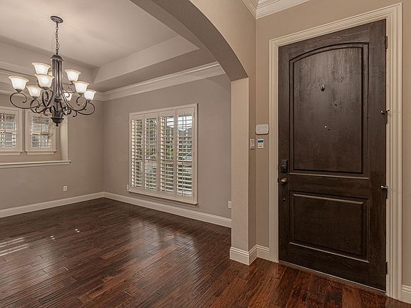 4th image of 5610 Hummingbird Ln