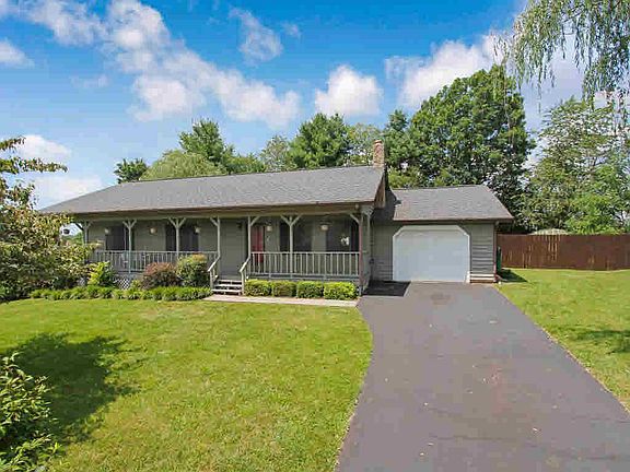 4th image of 155 Gibson Dr