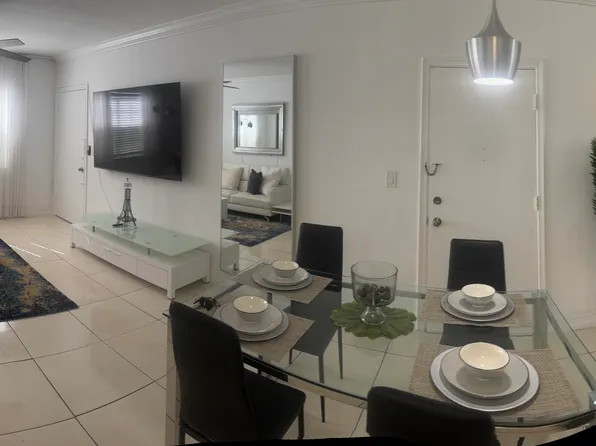 299 SW 7th Street #110, Boca Raton, FL 33432