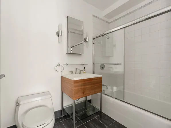 426 West 58th Street image 18 of 21