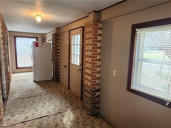 2nd image of 1304 N Smelter St