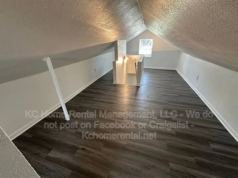7113 N Highland Ave — Photo 20