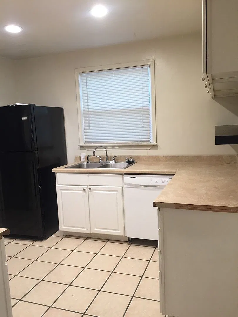 **Reserve For Summer 2027** - Tropicana House — Photo 4