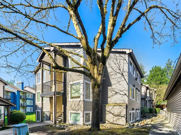 26221 116th Avenue SE #F301, Kent, WA 98030
