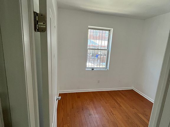 4th image of 2243 N Camac St #1