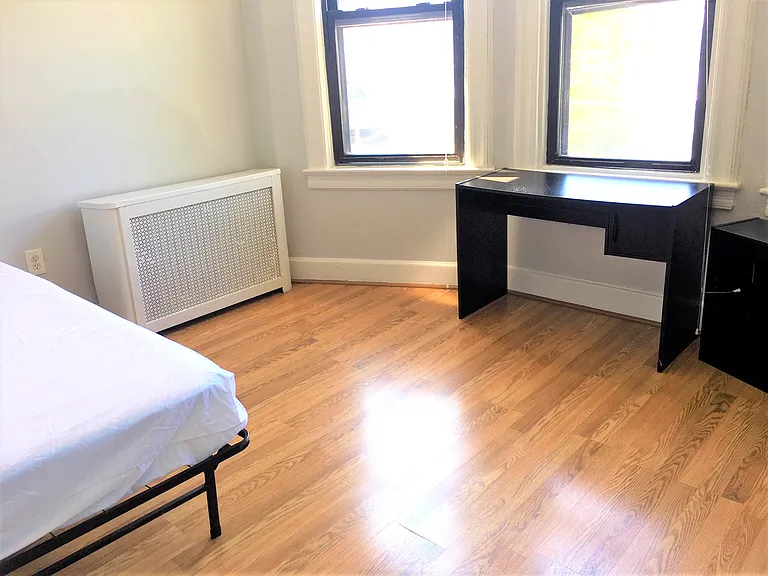 802 Pavonia Ave #1 — Photo 6