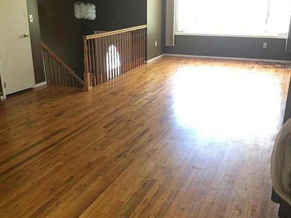 2nd image of 101 Willowwood Ln
