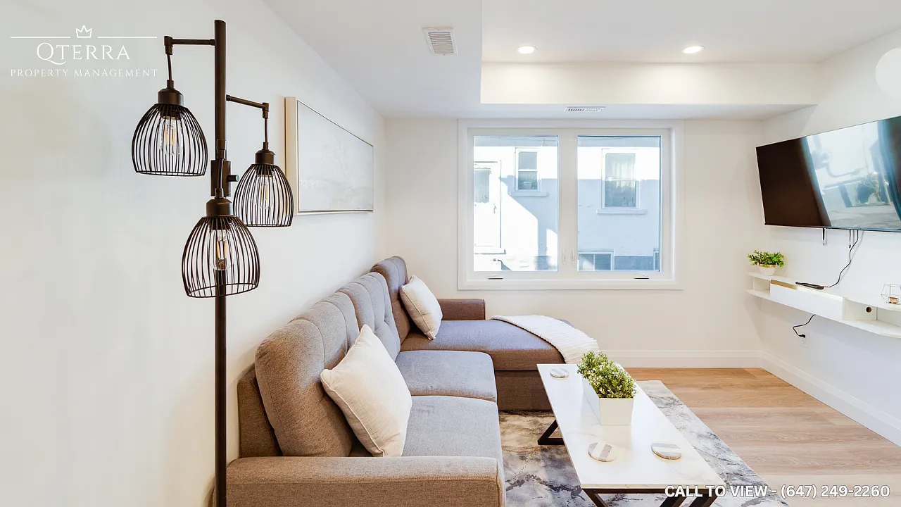 3 bed, 1.5 bath, 1200 sqft, $2,299 — Photo 2