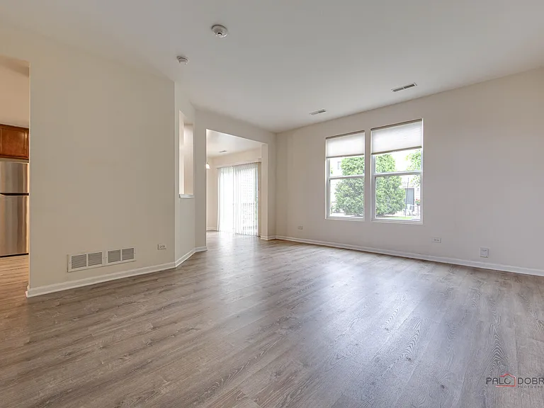 347 Devoe Dr — Photo 5
