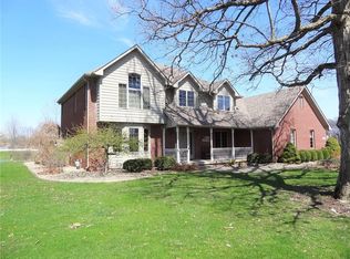 1692 E Casey Ln, Greenfield, IN 46140