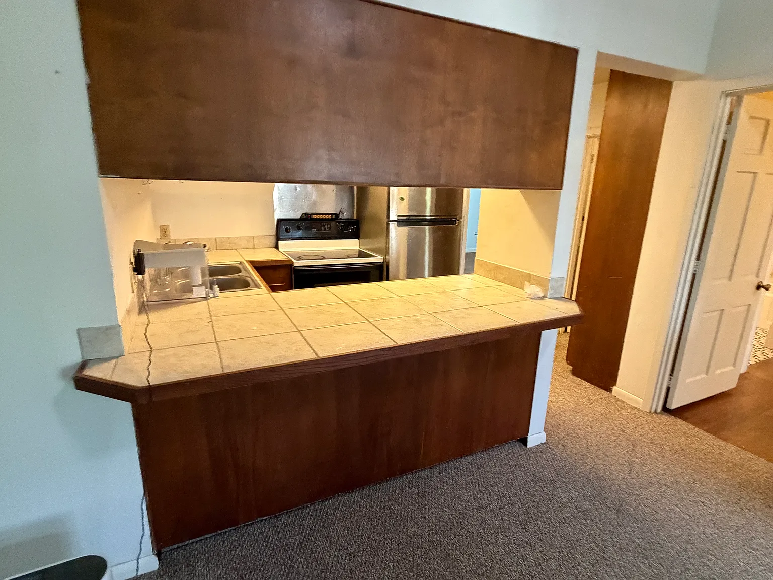 2 bed, $950 — Photo 2