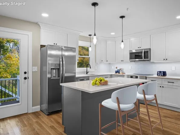 9 Acton Rd #6, Chelmsford, MA 01824