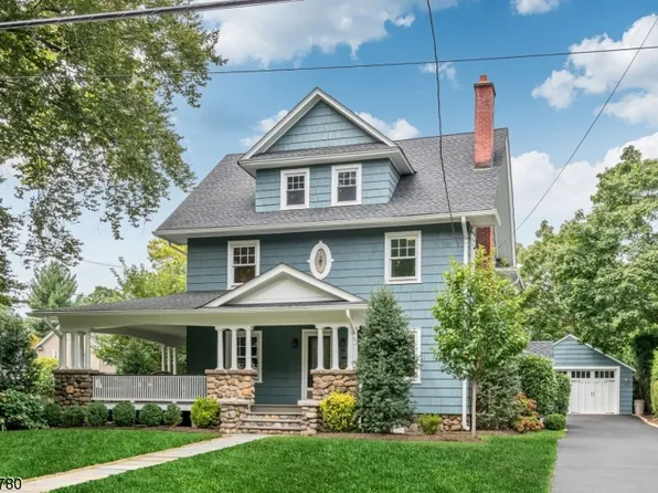 56 Walthery Ave, Ridgewood Village, NJ 07450