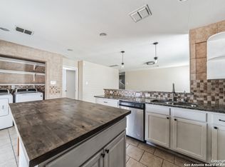 6826 Freedom Rdg, San Antonio, TX 78242