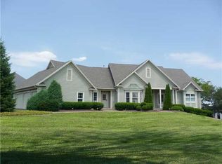 22 Cobble Creek Rd, Victor, NY 14564