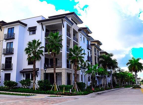 4th image of 1135 3rd Ave S Ave #304