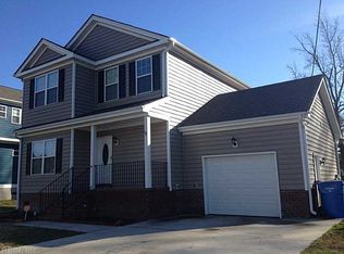 1709 Garwood Ln, Chesapeake, VA 23323