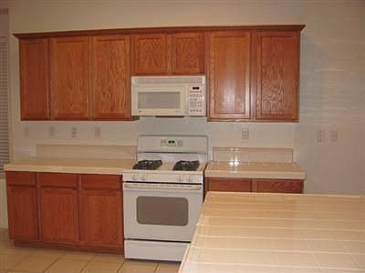 3rd image of 23 Petrel Ct