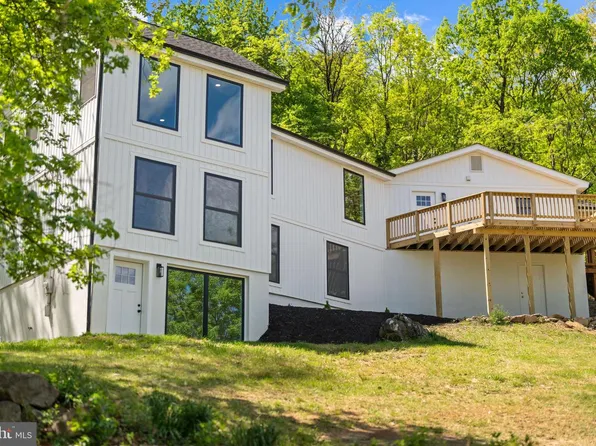 1550 Drummer Hill Rd, Front Royal, VA 22630